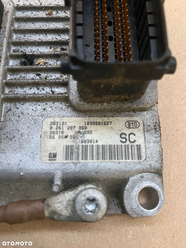 KOMPUTER STEROWNIK SILNIKA OPEL CORSA C 1.0 0261207960 55350551 - 2