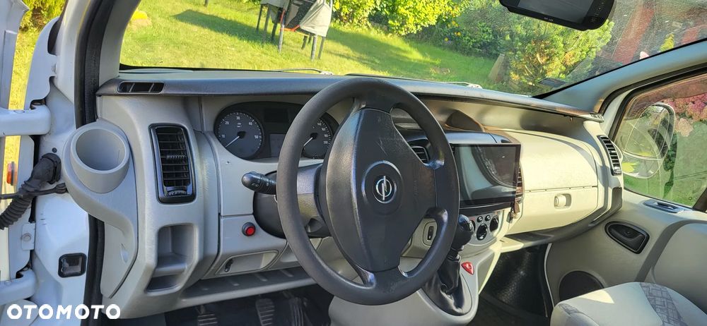 Opel VIVARO - 10