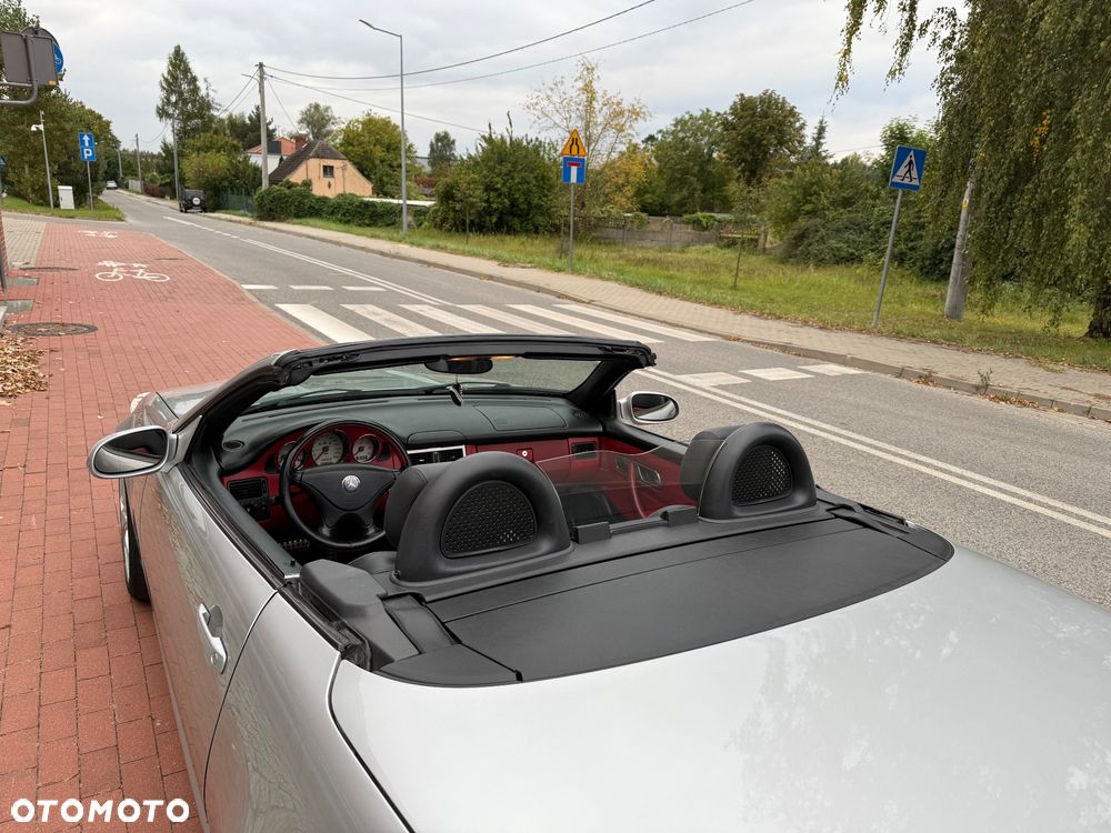 Mercedes-Benz SLK - 12