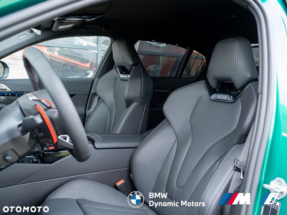 BMW M5 xDrive - 18