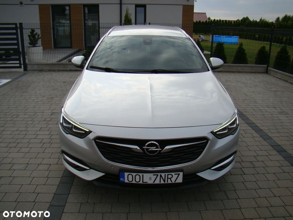 Opel Insignia Sports Tourer 2.0 BiTurbo Diesel 4x4 Innovation - 3