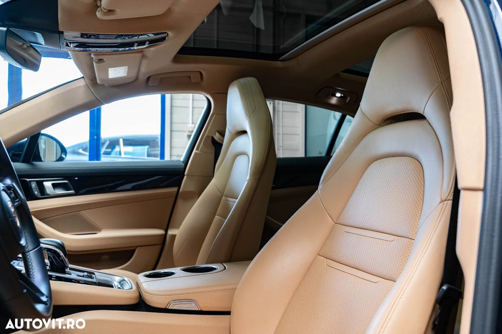 Porsche Panamera 4 E-Hybrid - 6