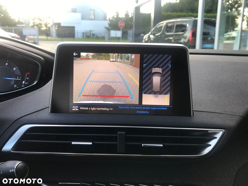 Peugeot 3008 1.5 BlueHDi Allure S&S - 26