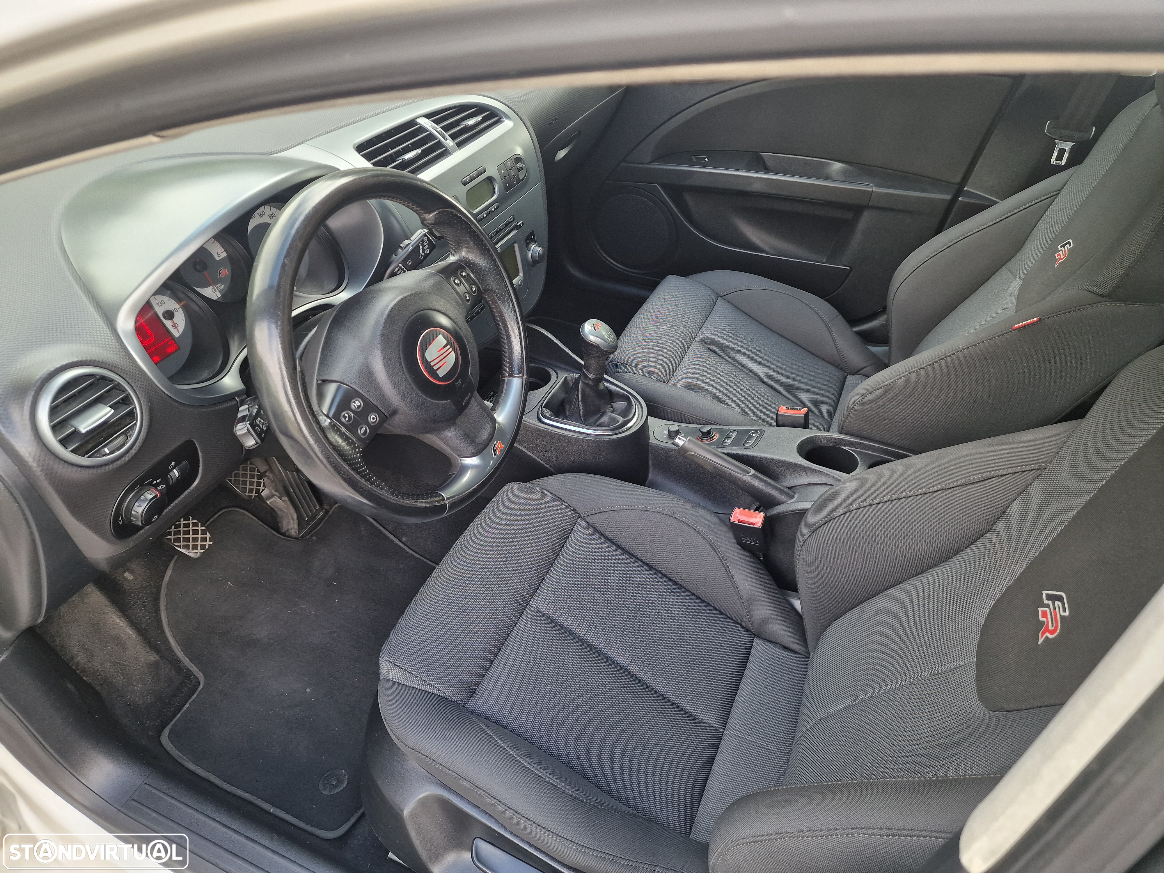 SEAT Leon 2.0 TDI FR - 4