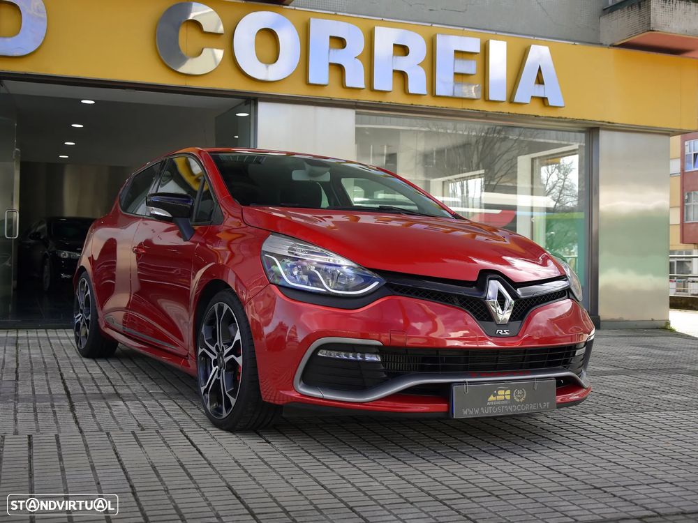 Renault Clio TCe 220 EDC R.S. Trophy - 3