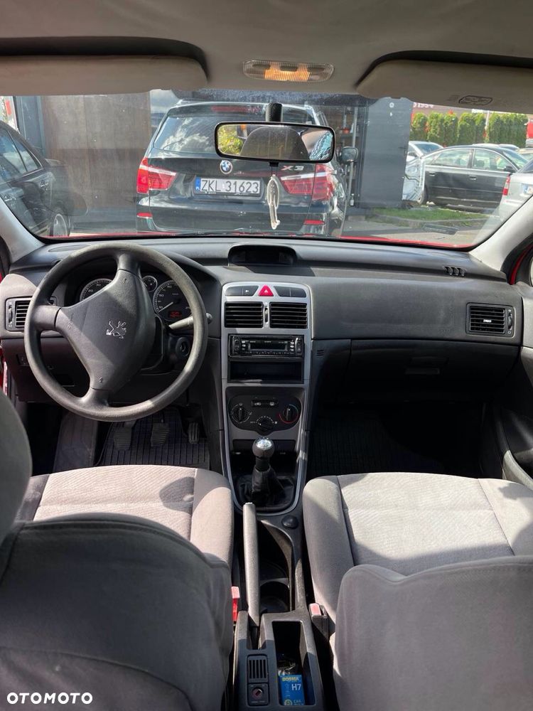 Peugeot 307 - 8