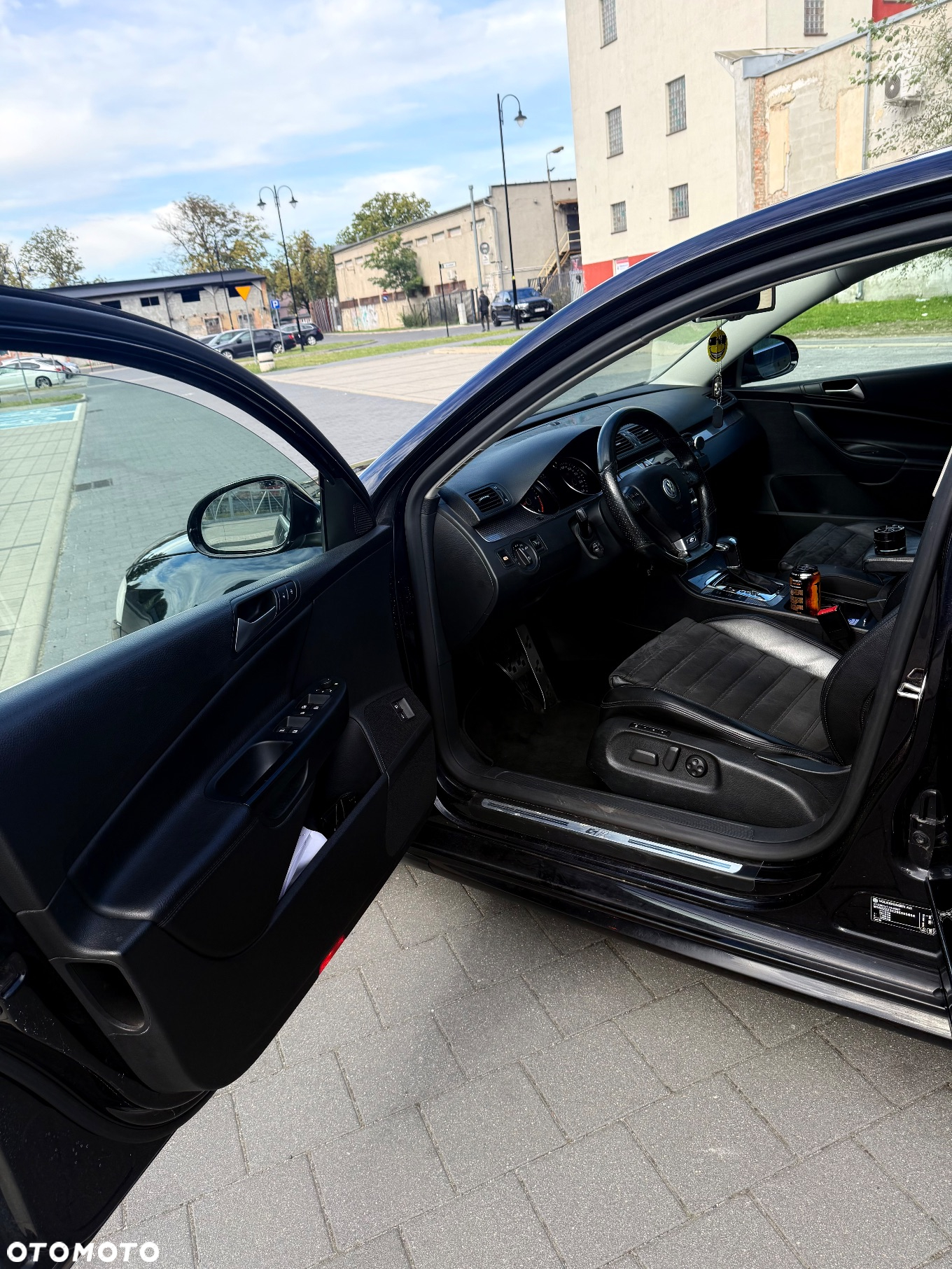 Volkswagen Passat 2.0 TDI DPF Sportline DSG - 19