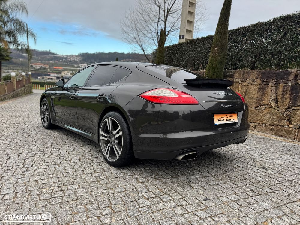 Porsche Panamera 4 PDK Platinum Edition - 5