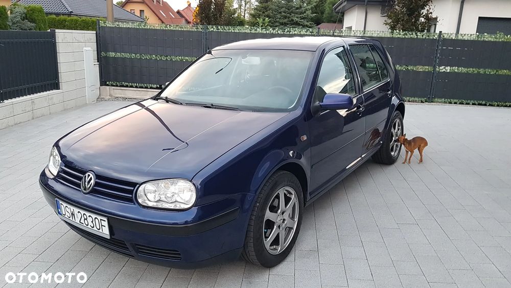 Volkswagen Golf 1.6 Comfortline - 23