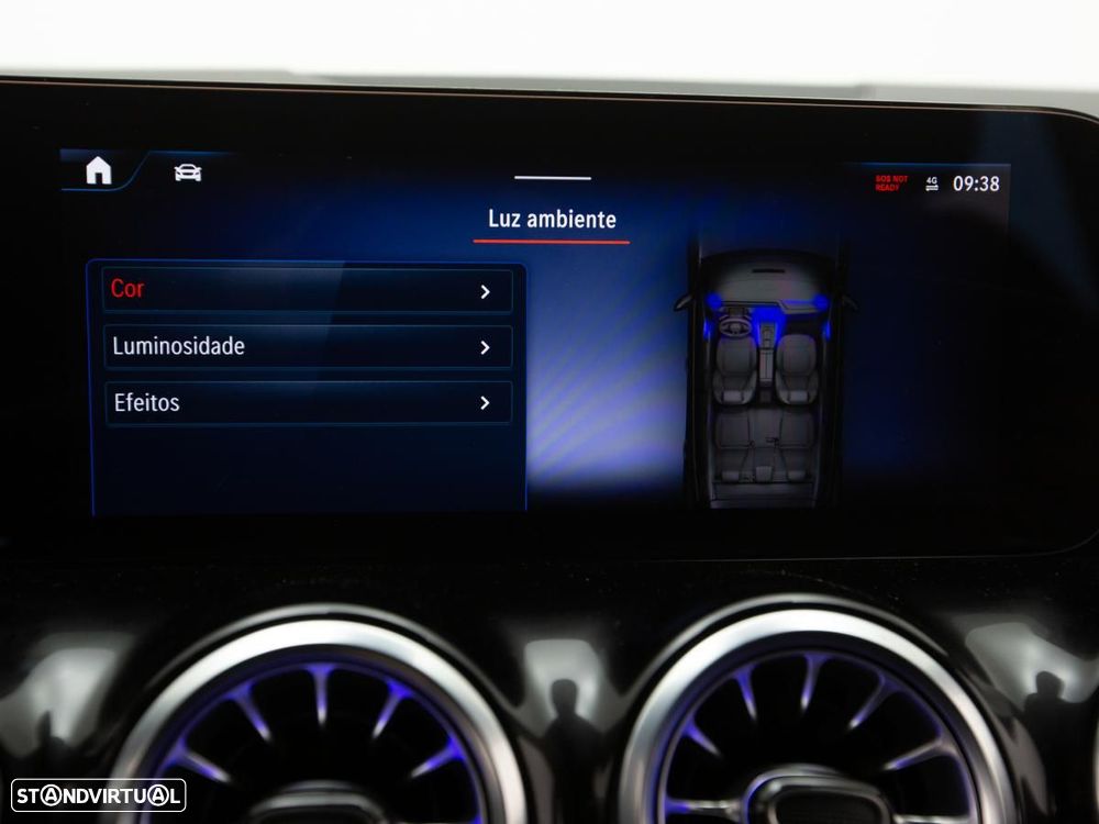 Mercedes-Benz EQA 250+ AMG Line - 32