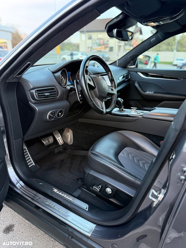 Maserati Levante - 10