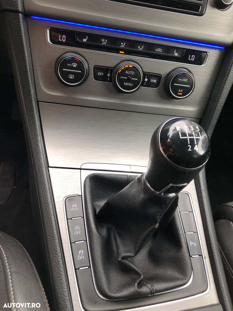 Volkswagen Golf 1.6 TDI DPF BMT Comfortline - 9