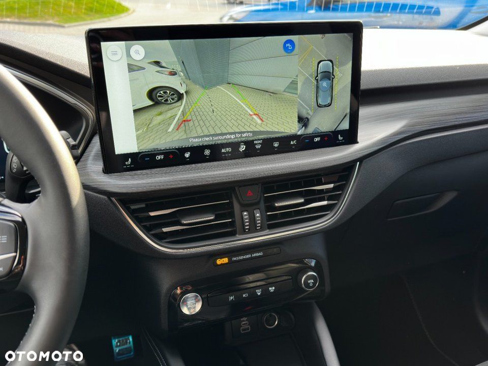 Ford Kuga - 21