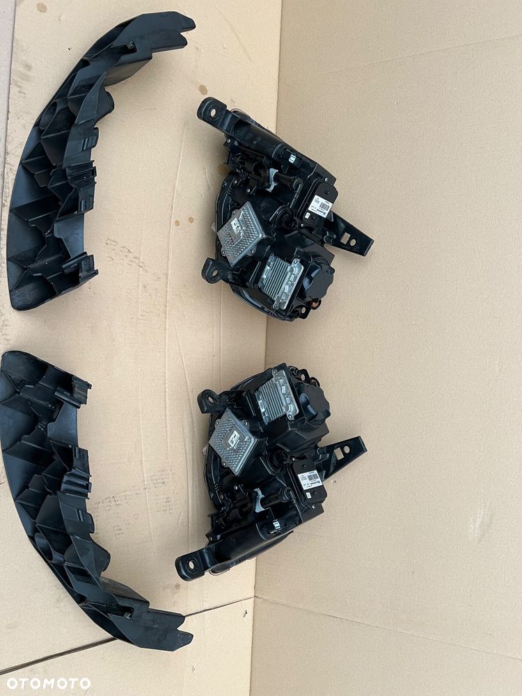 JEEP GRAND CHEROKEE WK2 LIFT LAMPY PRZÓD EUROPA - 7