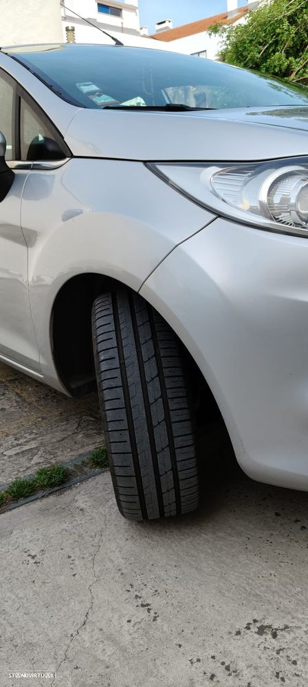 Ford Fiesta 1.4 TDCI Titanium - 2