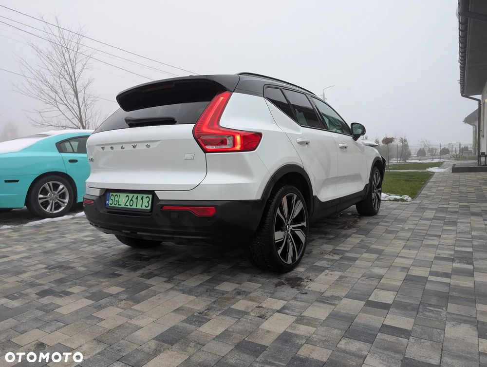 Volvo XC 40 82kWh P8 Recharge AWD Pro - 1