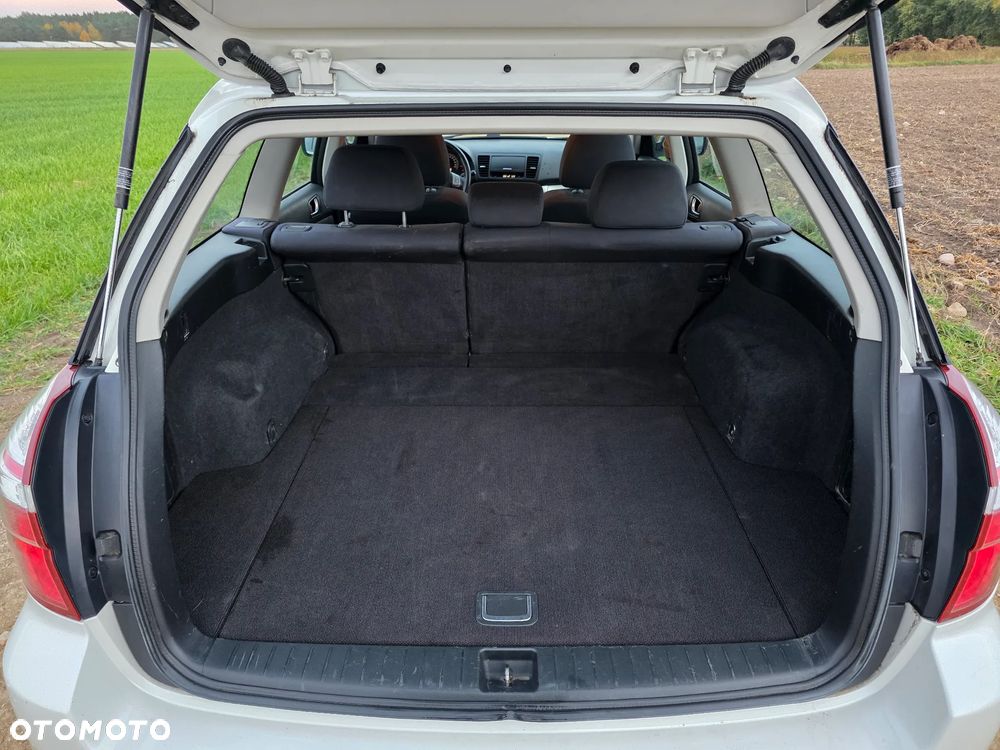 Subaru Outback - 31