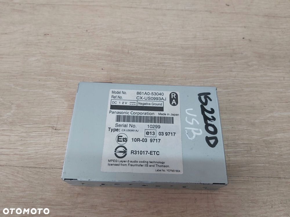 LEXUS IS II 200 220d moduł USB sterownik 861A0-53040 - 1