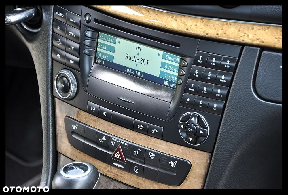 Mercedes-Benz Klasa E 320 CDI 7G-TRONIC Avantgarde - 36