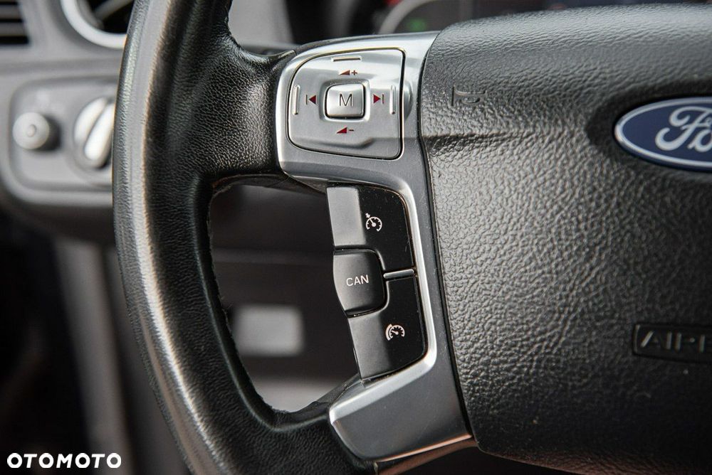 Ford Galaxy 2.0 TDCi Ghia - 25