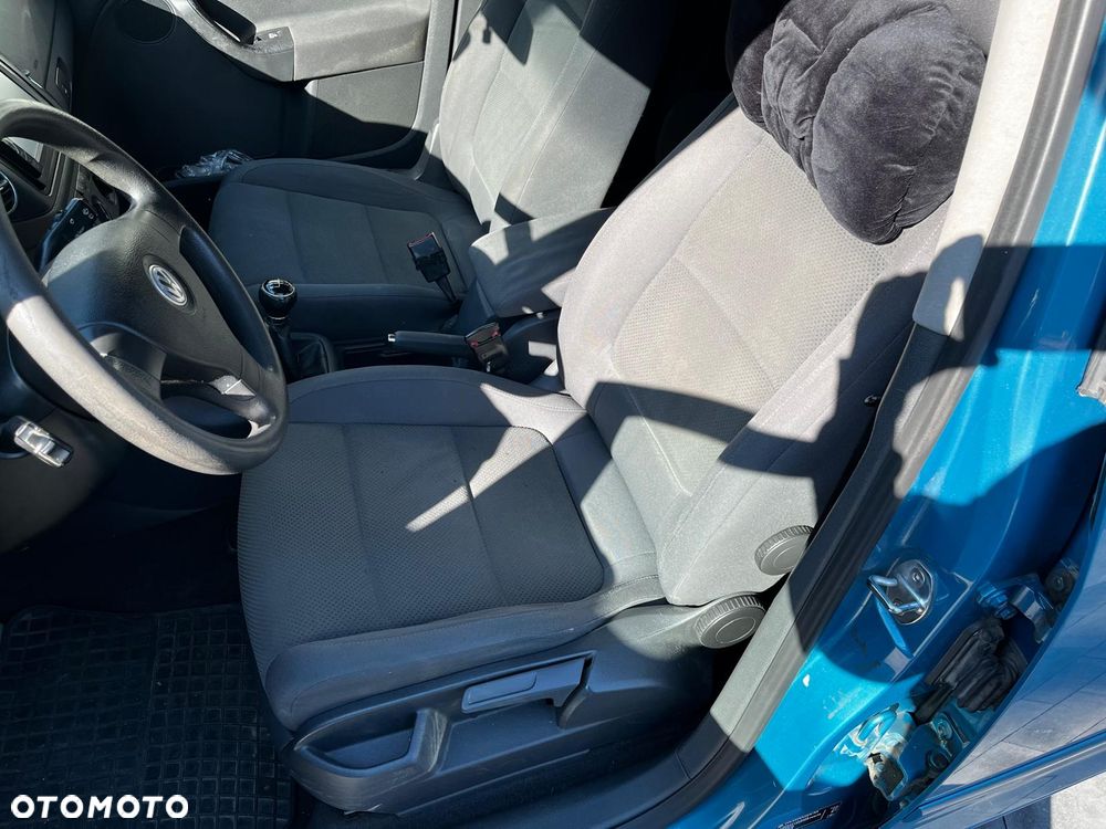 Volkswagen Golf 2.0 TDI Goal - 6