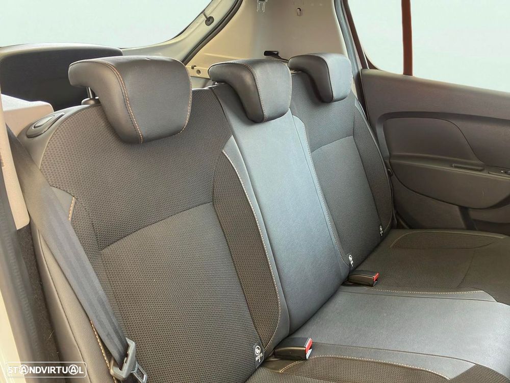 Dacia Sandero 0.9 TCe Stepway - 16