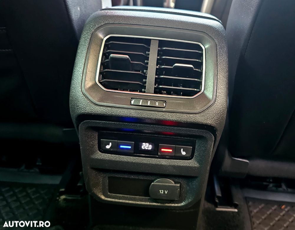 Volkswagen Tiguan - 11