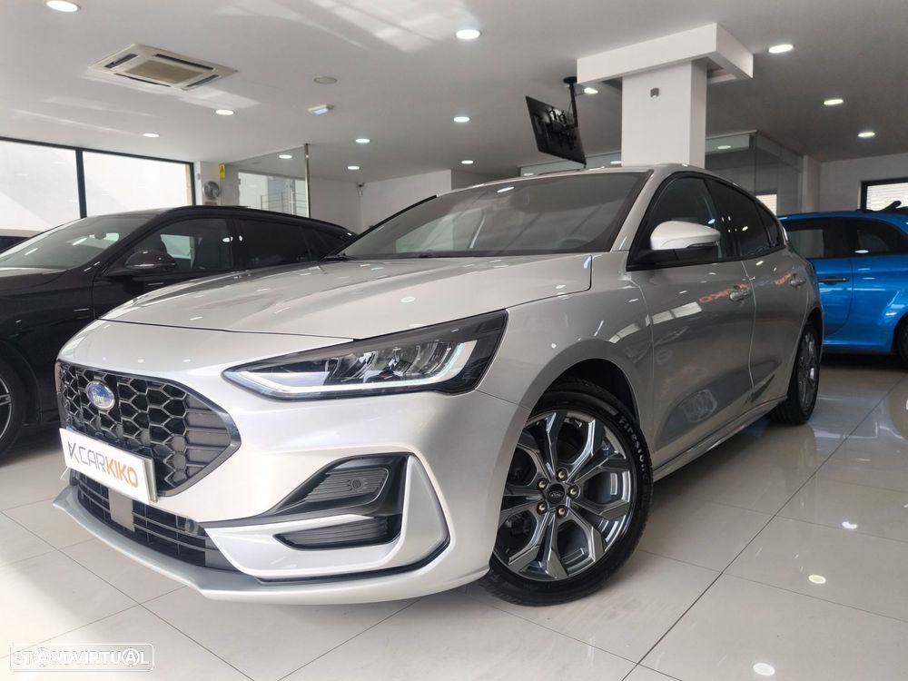 Ford Focus 1.0 EcoBoost MHEV ST-Line - 2