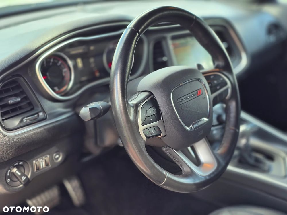 Dodge Challenger 3.6 GT AWD - 14