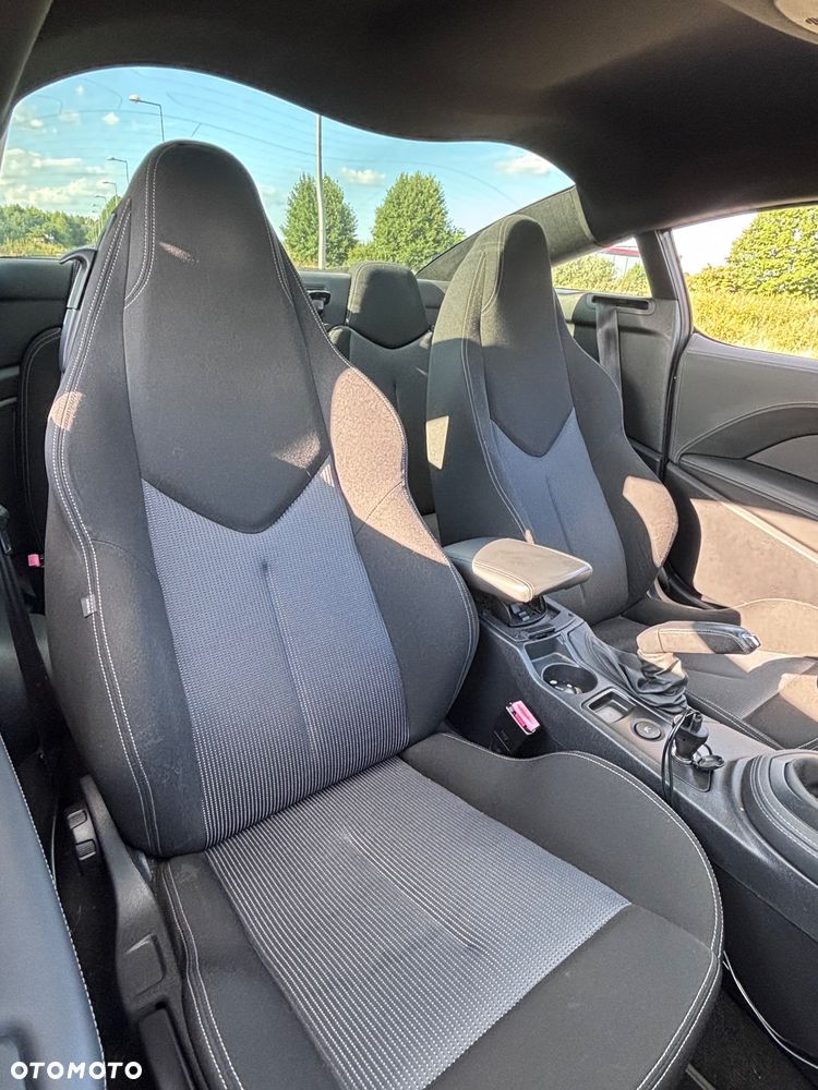 Peugeot RCZ 1.6 THP - 12