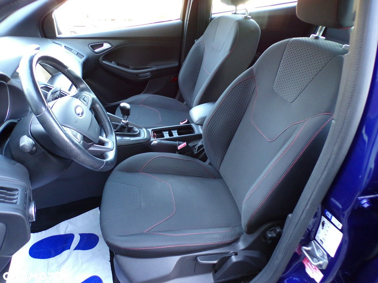 Ford Focus - 23