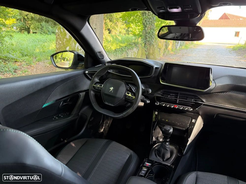 Peugeot 2008 - 10