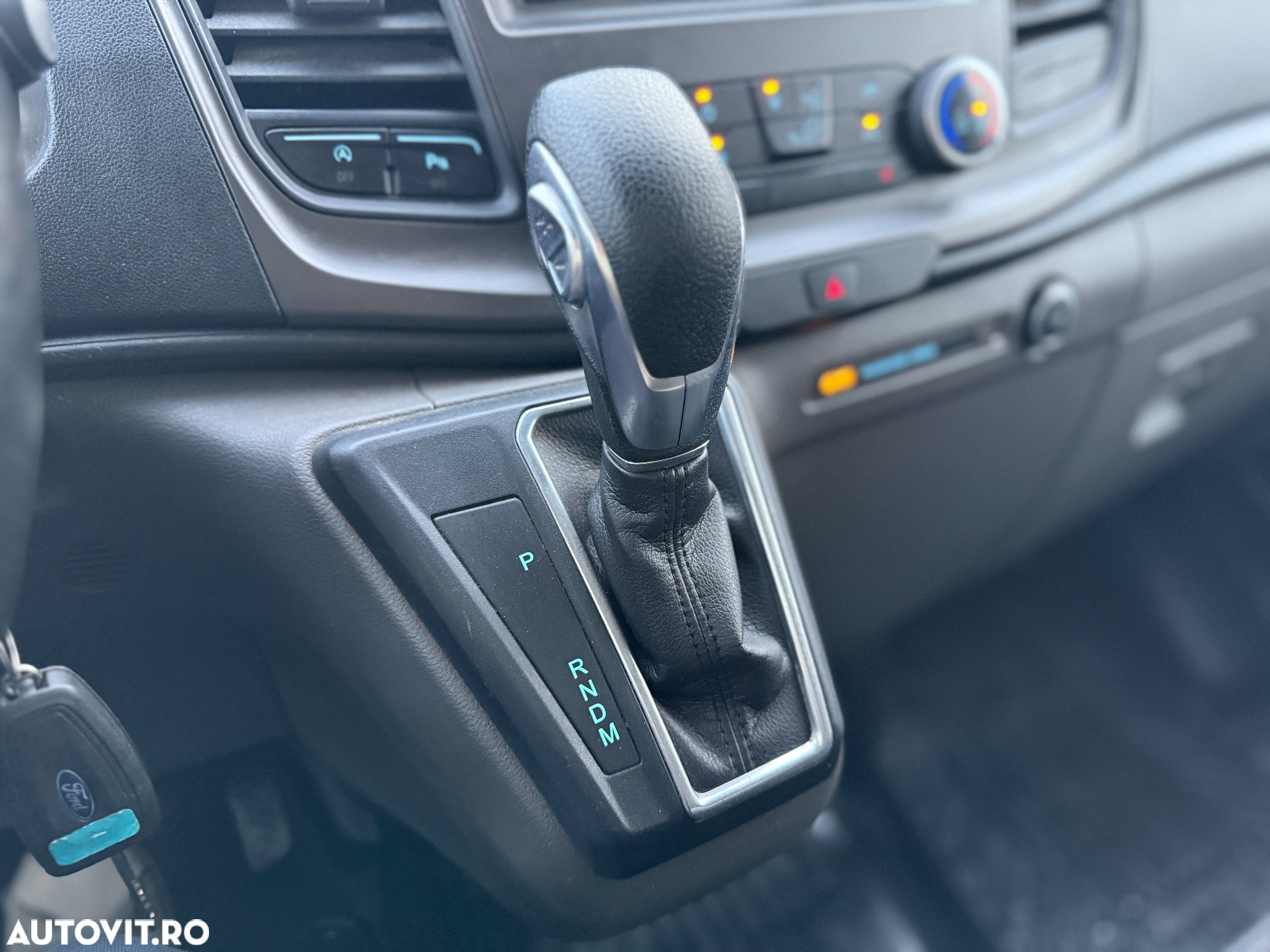 Ford TRANSIT - 9