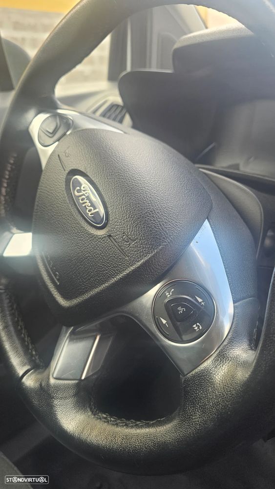 Ford Transit Connect - 15