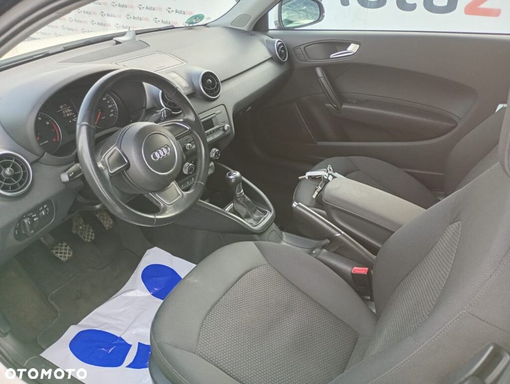 Audi A1 3-drzwiowe 1.2 TFSI Attraction - 12