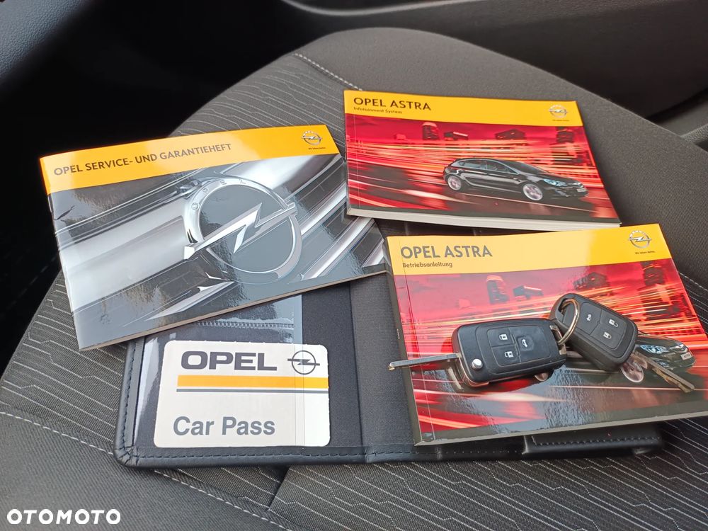 Opel Astra - 14