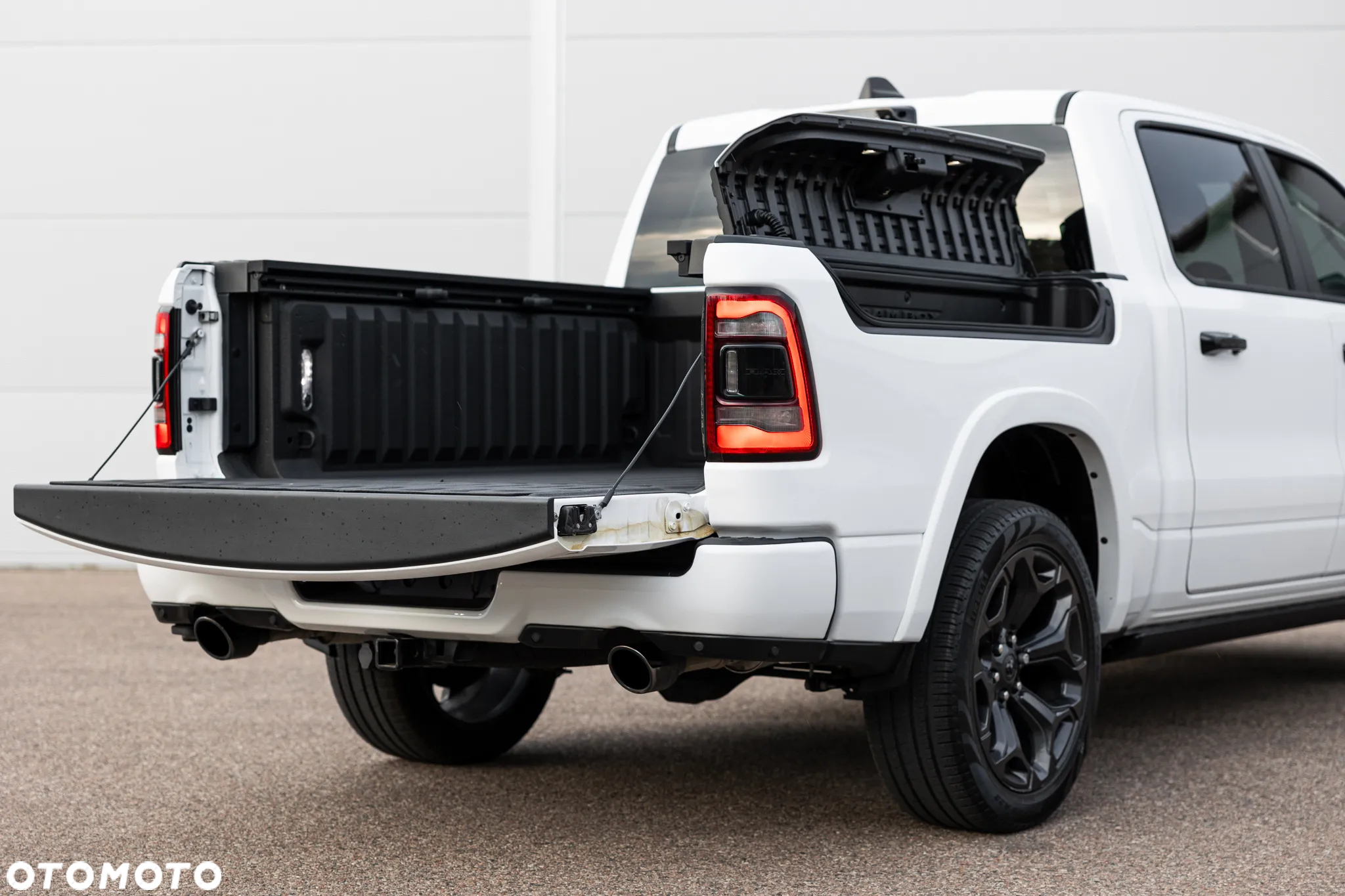 RAM 1500 Crew Cab Limited - 10