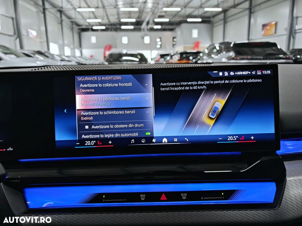 BMW Seria 5 520i AT MHEV - 34