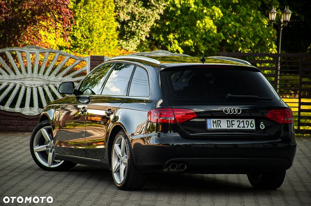 Audi A4 Avant 2.0 TDI - 15