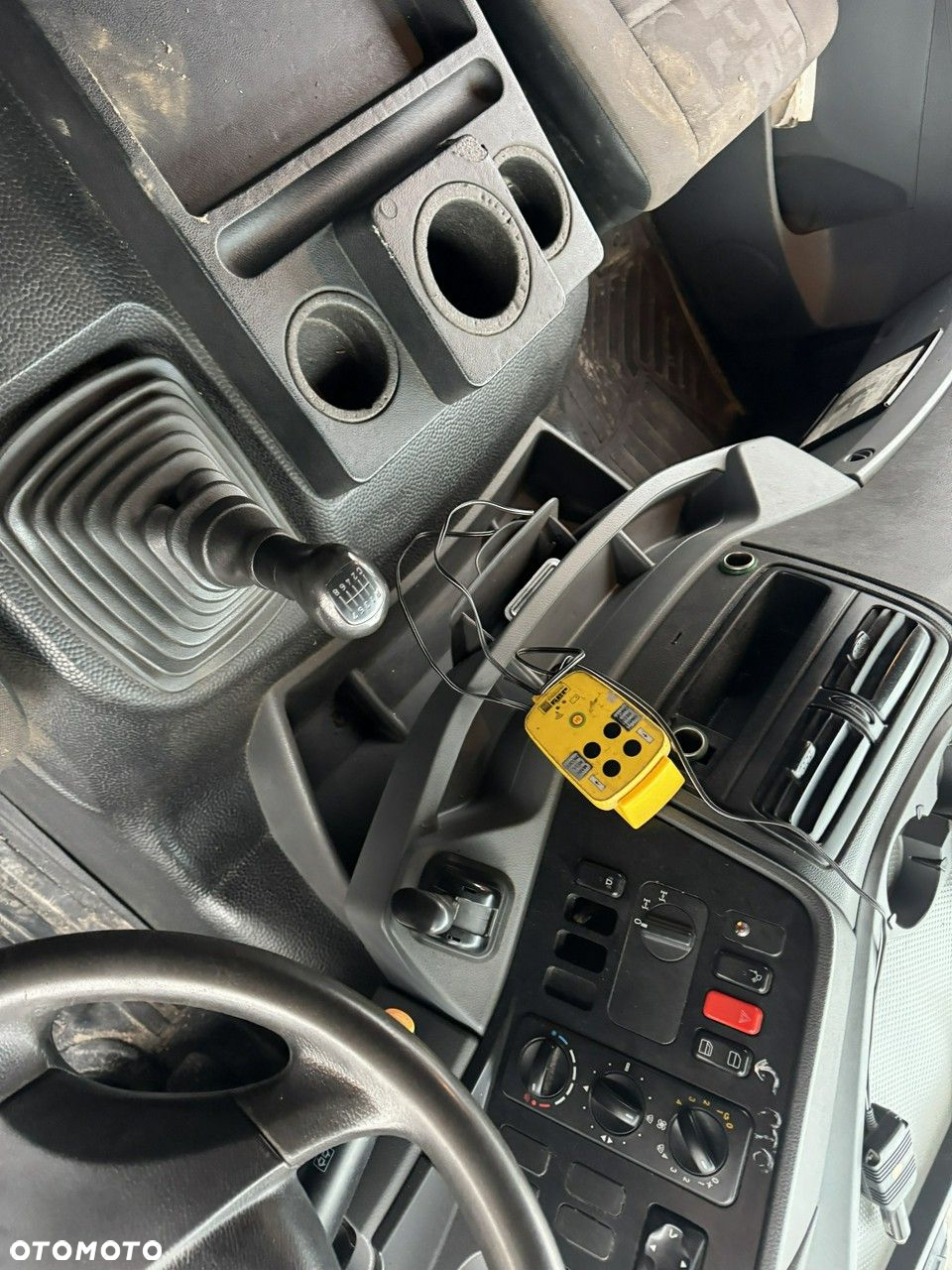 Mercedes-Benz AXOR - 14