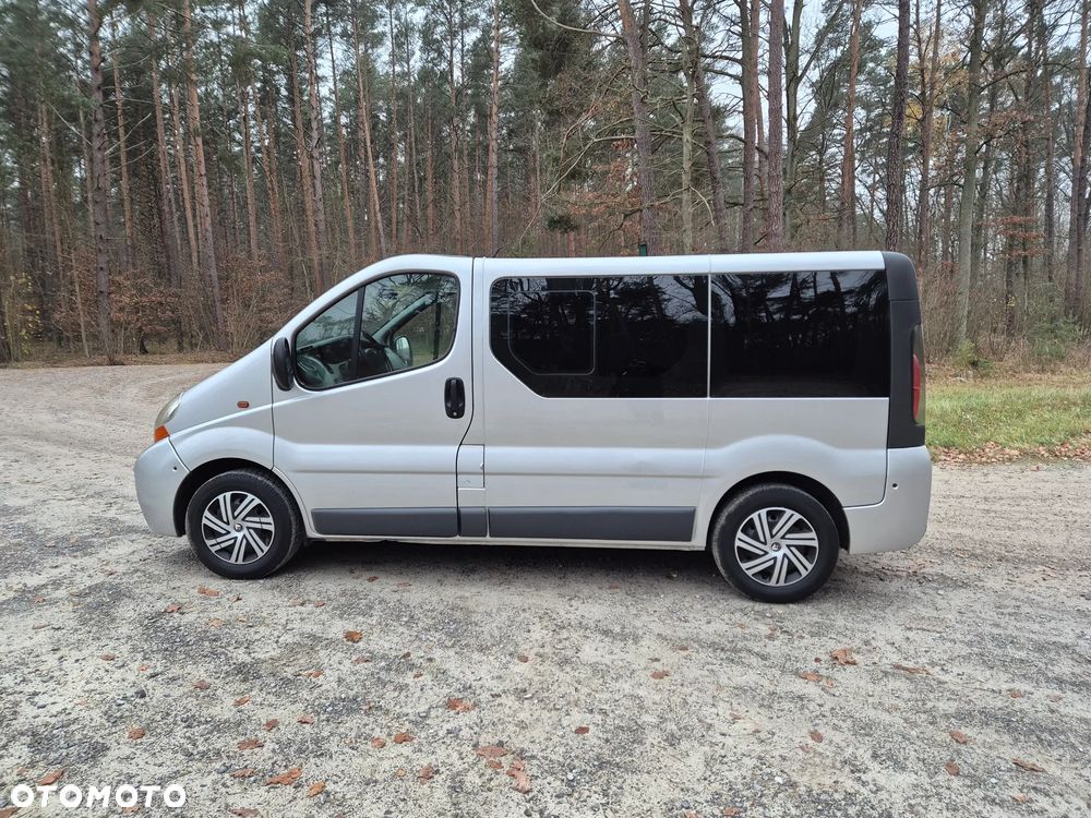 Renault Trafic dCi Passenger - 5