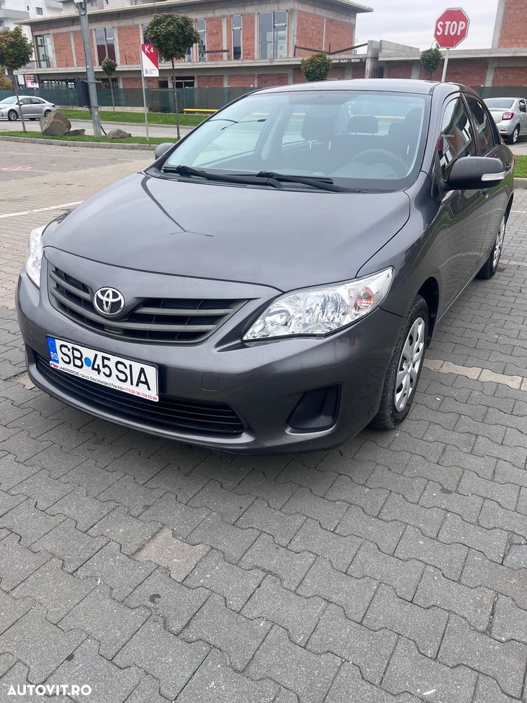 Toyota Corolla - 4