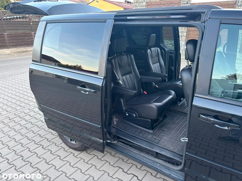 Dodge Grand Caravan 3.6 R/T - 20