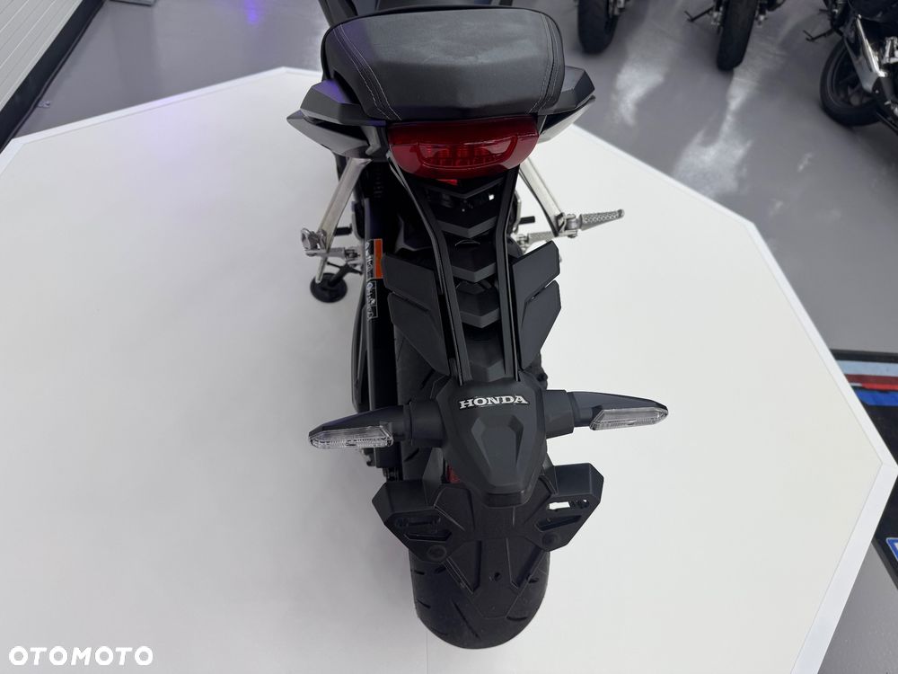 Honda CB - 21