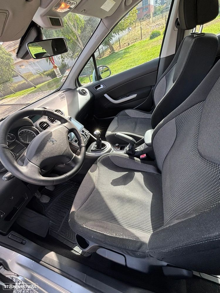 Peugeot 308 1.6 HDi Executive - 7
