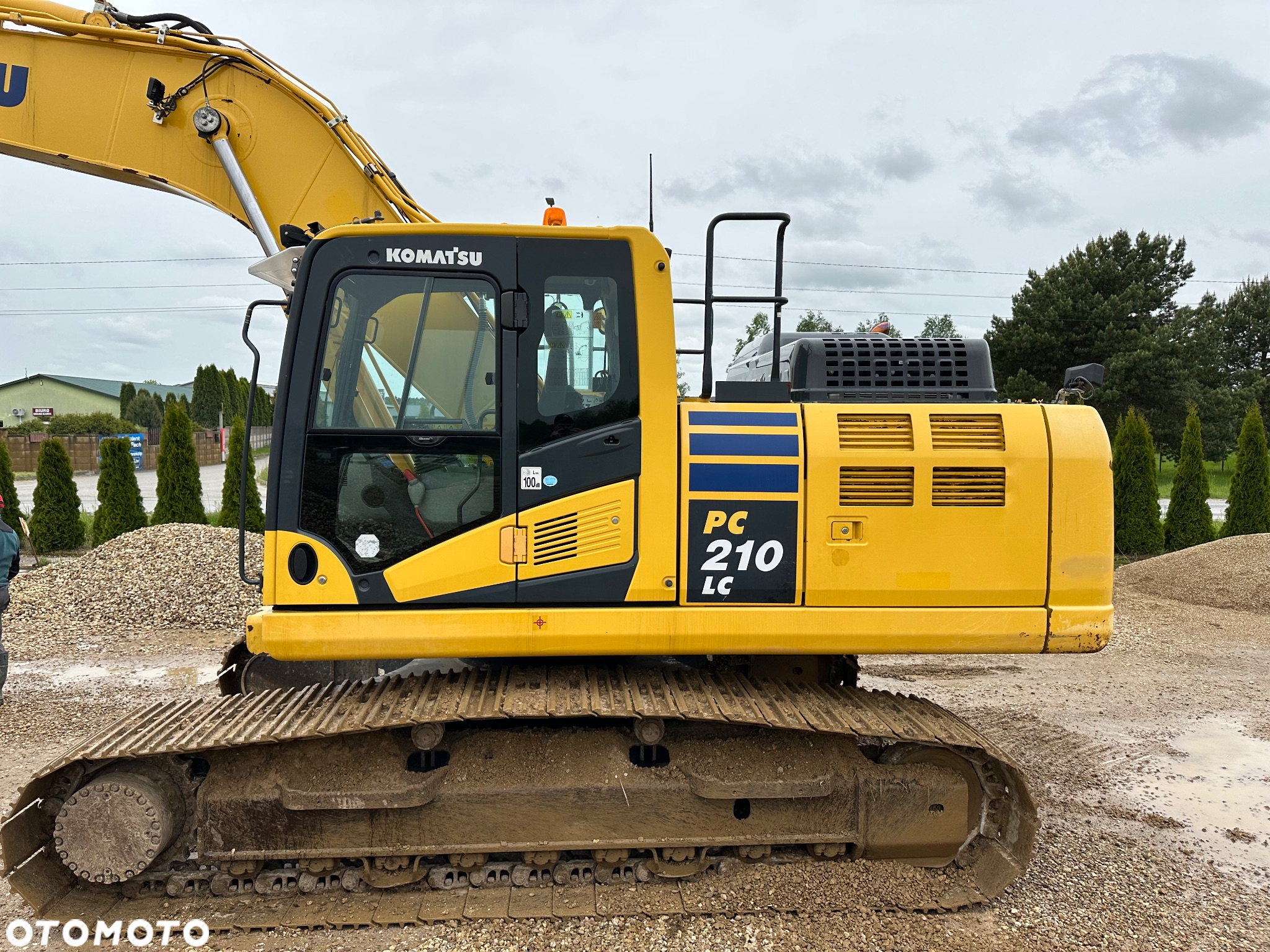 Komatsu PC 210 LC-11 - 11
