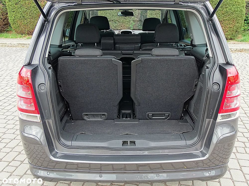 Opel Zafira 1.8 Innovation - 37