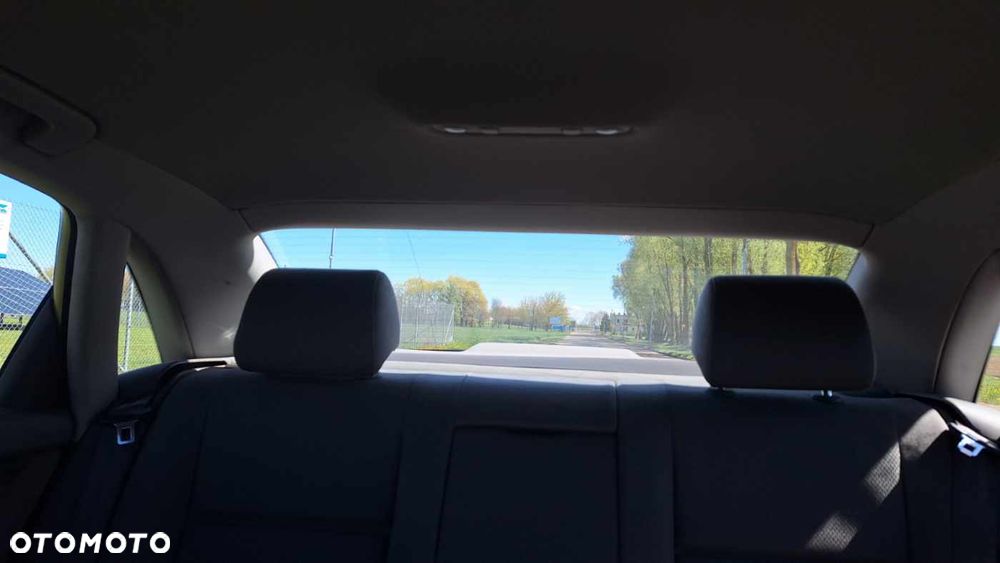 Audi A4 Limousine - 10