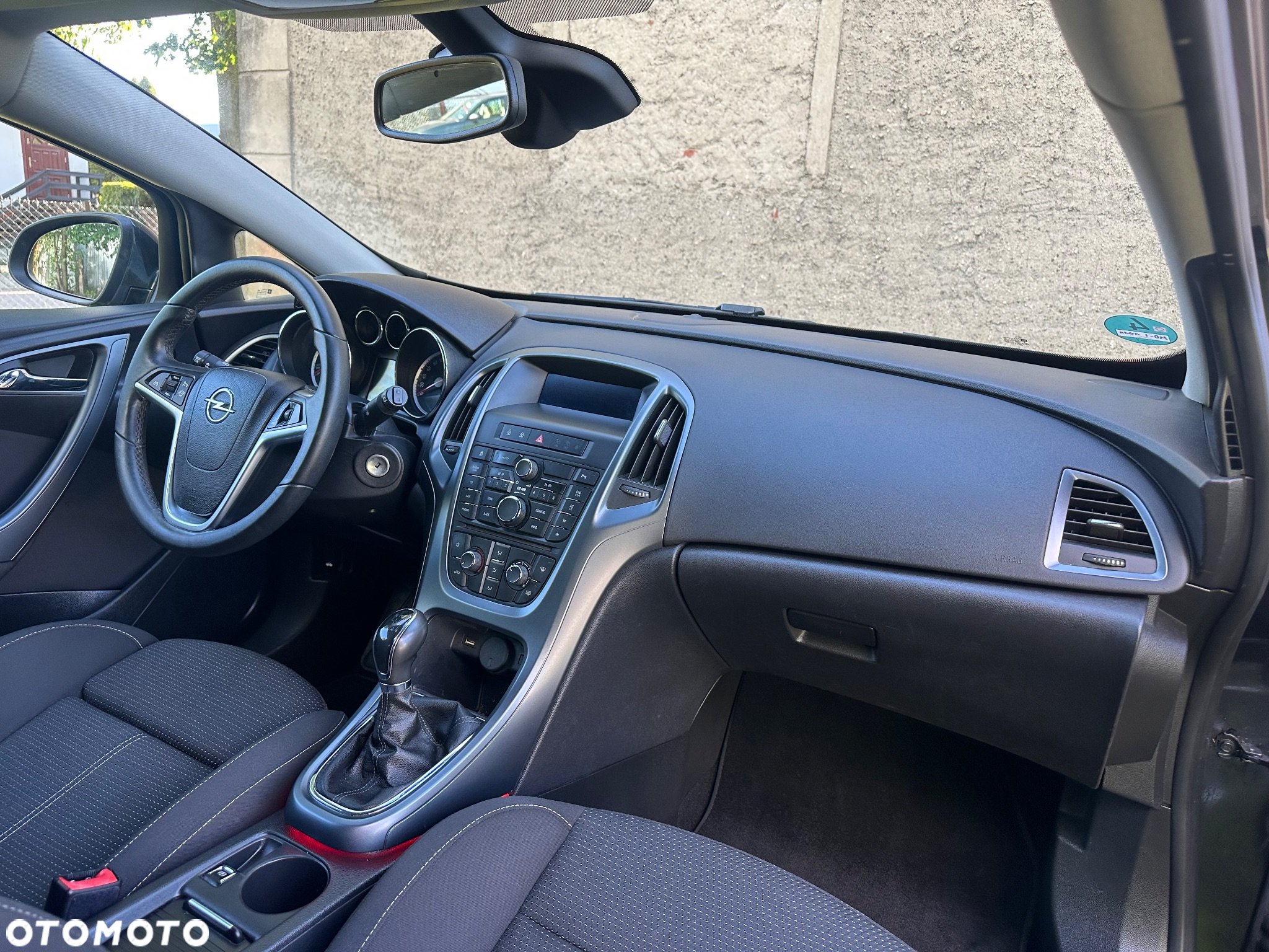 Opel Astra IV GTC 1.4 T Sport S&S - 17