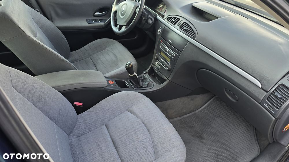 Renault Laguna 2.0 16V Expression - 12
